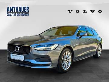 D5 AWD Momentum Pro - AHK, Schiebedach, CAM
