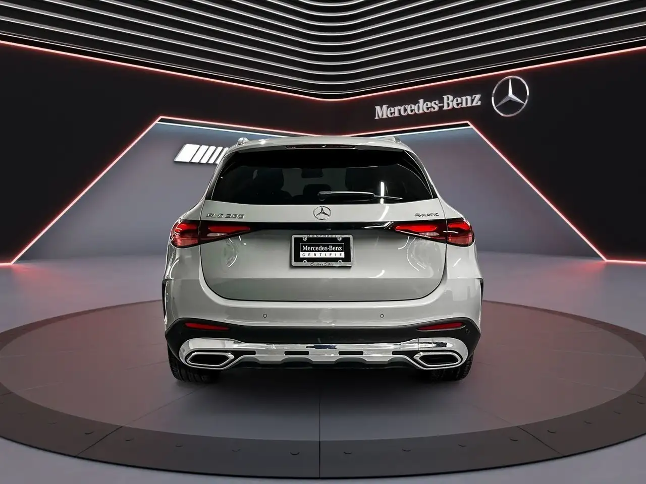 Mercedes-Benz GLC снимка Mercedes-Benz GLC