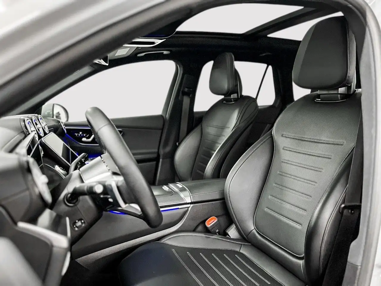 Mercedes-Benz GLC снимка Mercedes-Benz GLC