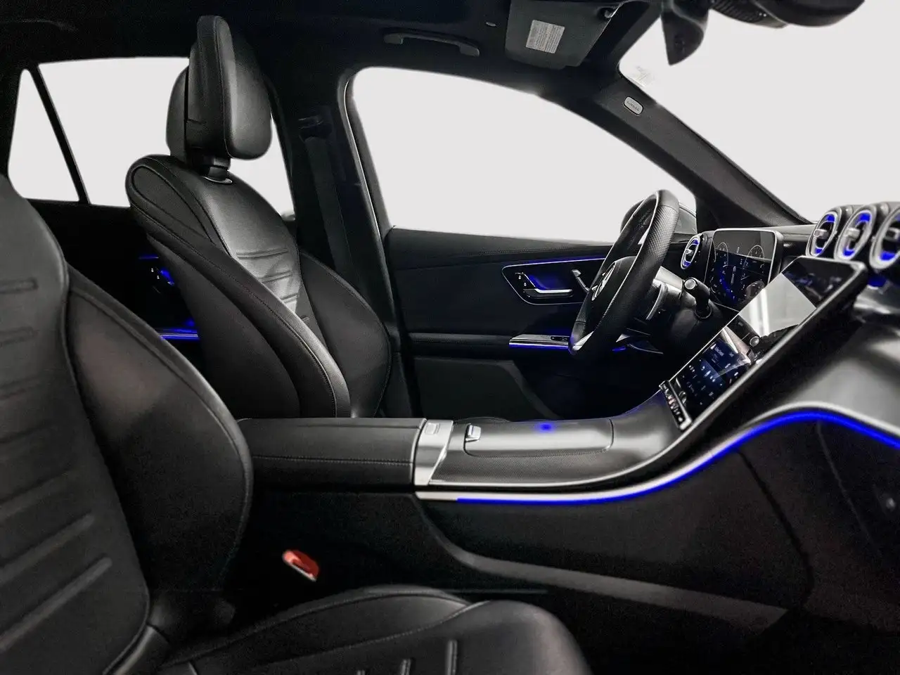 Mercedes-Benz GLC снимка Mercedes-Benz GLC