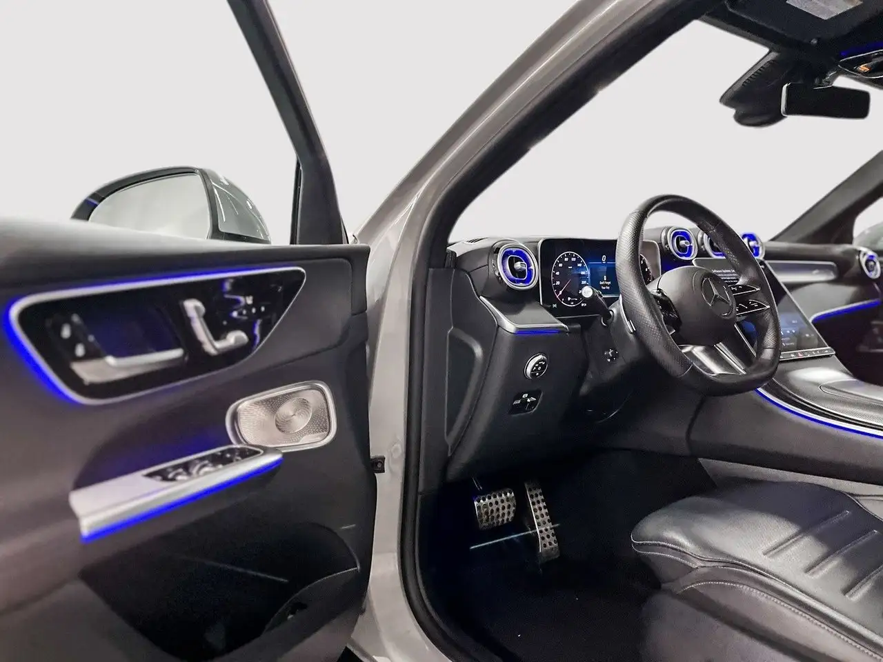 Mercedes-Benz GLC снимка Mercedes-Benz GLC