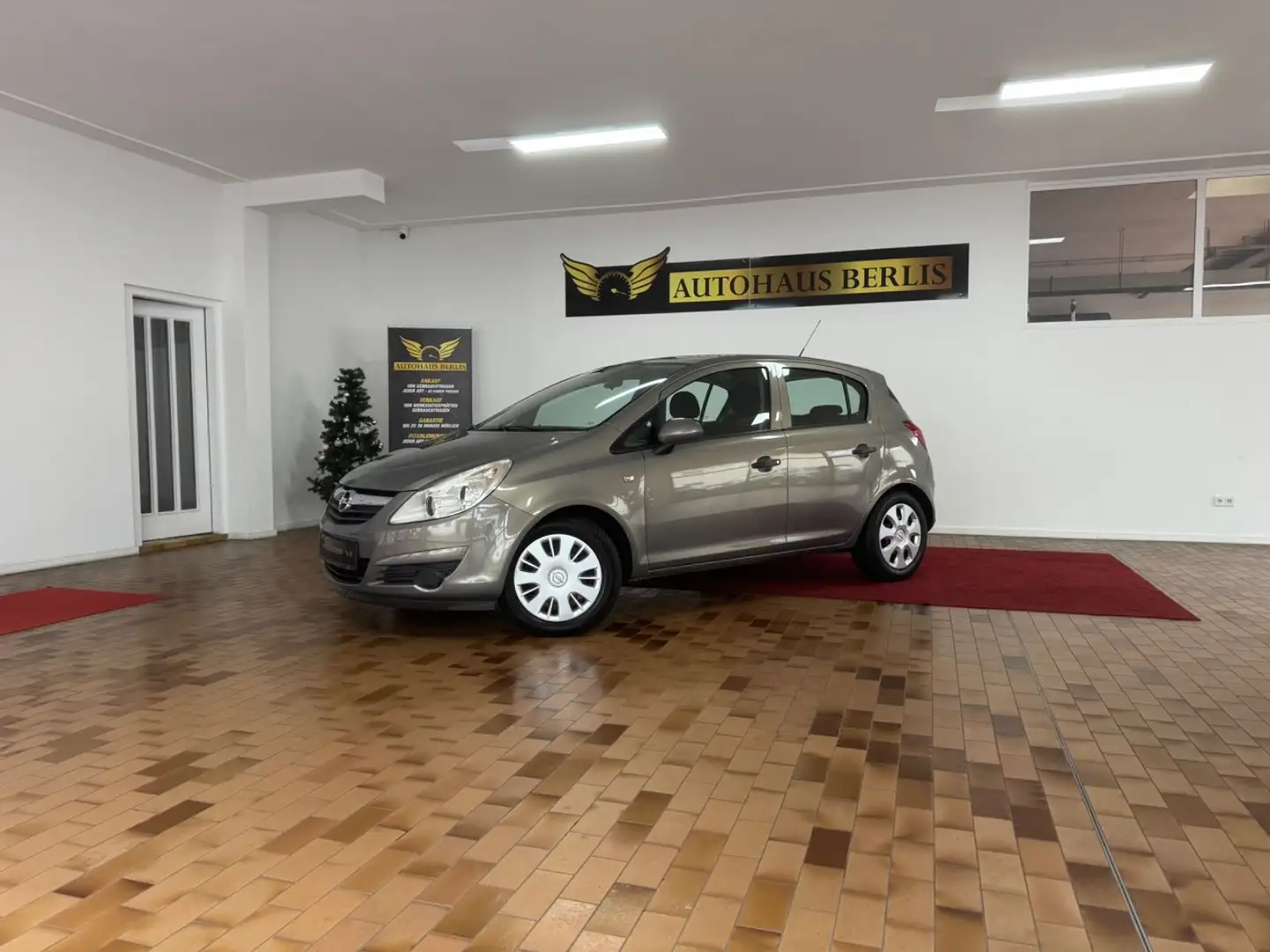 Opel Corsa D 1.2 Selection/95 TKM/KLIMA/EURO 5 Коричневий - 2