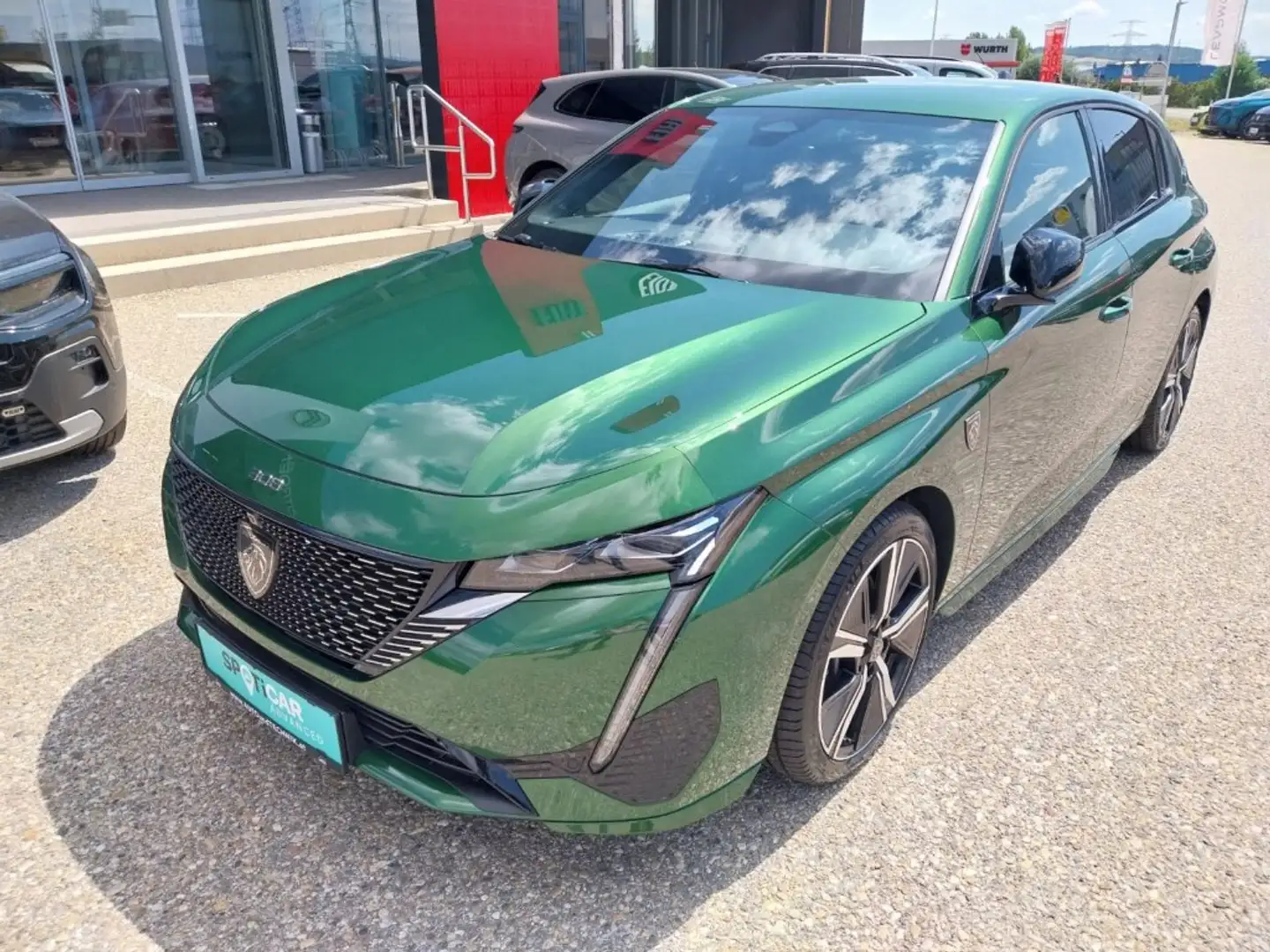 Peugeot 308 GT Hybrid 136 e-DCS6 Grün - 1