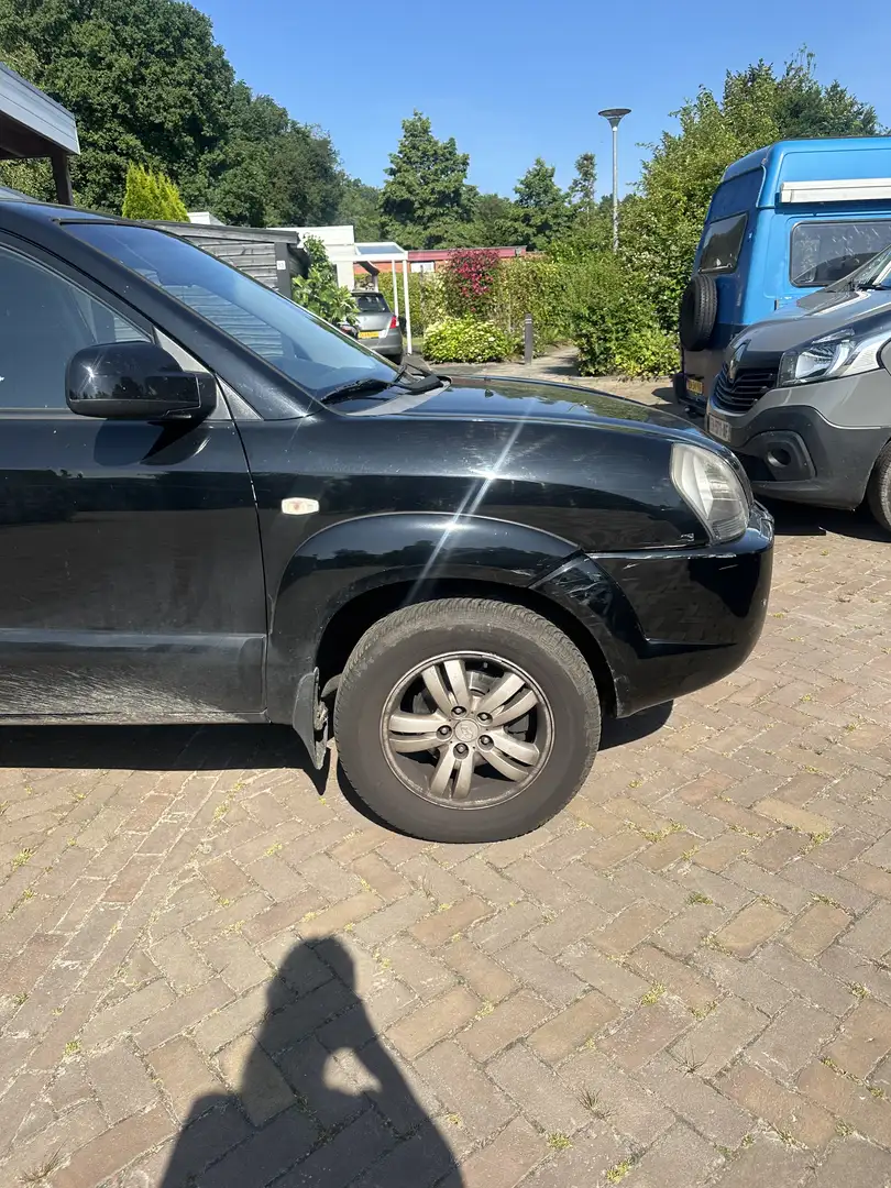 Hyundai TUCSON 2.0i Style Noir - 2