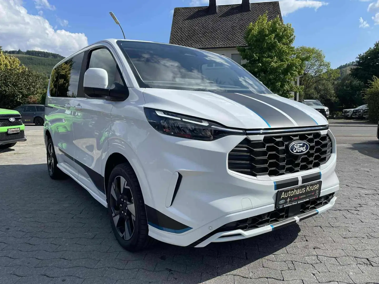 Ford Tourneo Custom 2.0 EcoBlue125kW 320L1 Sport Auto Wit - 1