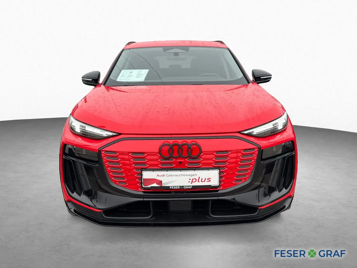 Audi Q6 e-tron SUV e-tron - S line - Matrix - Tech plus - Rojo - 2