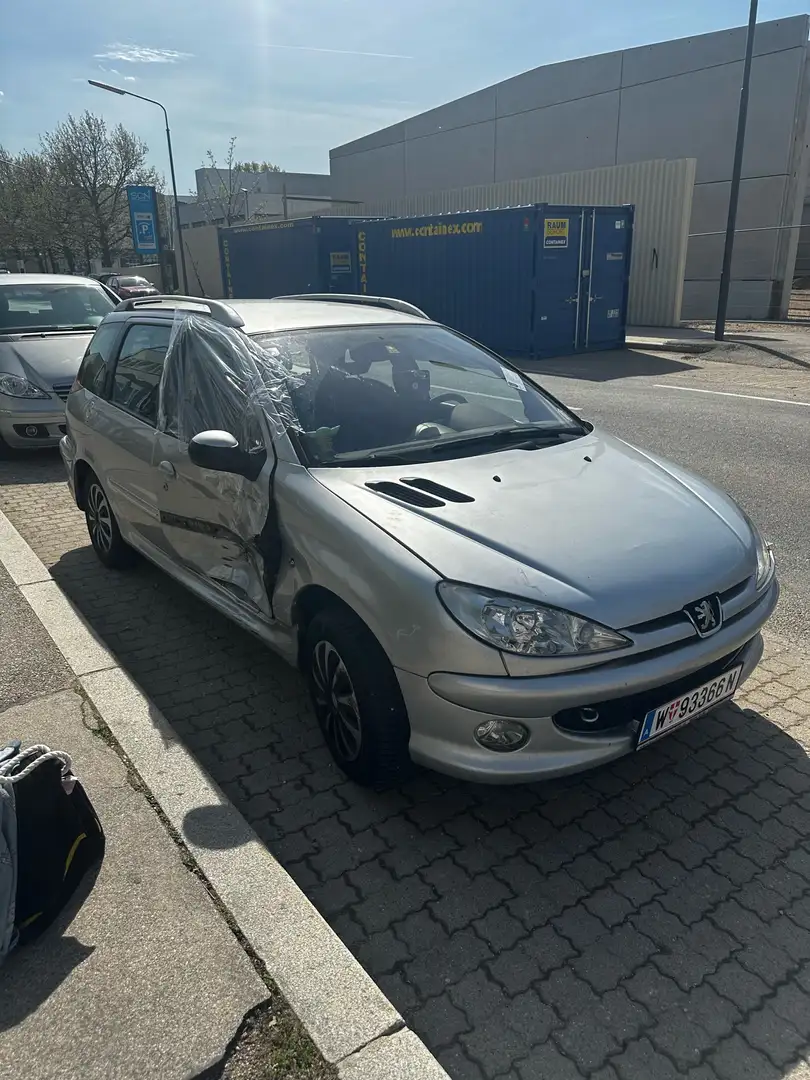 Peugeot 206 SW HDi 90 Quiksilver Silber - 1