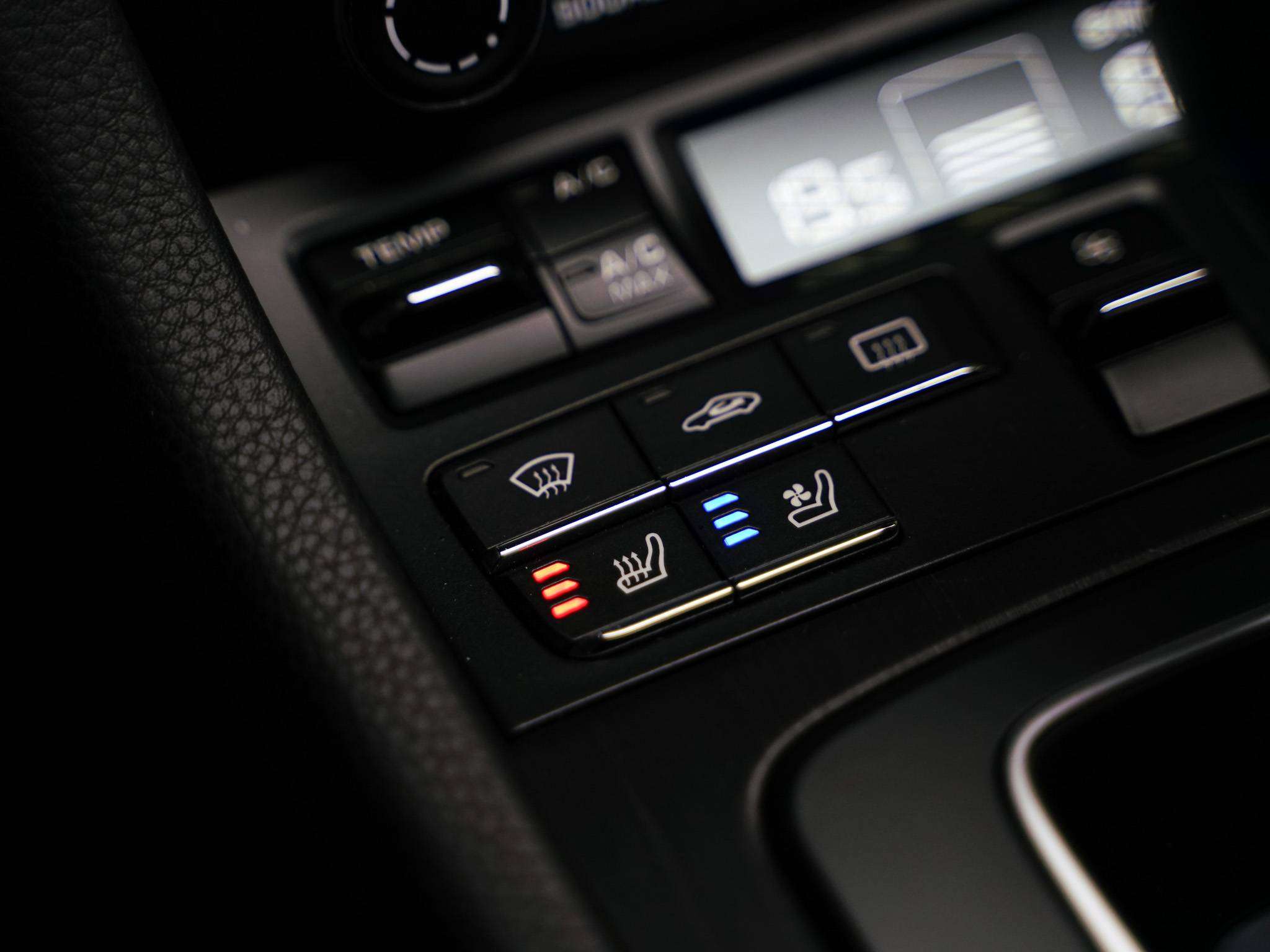 used 2019 Porsche 911 car, priced at $152,900