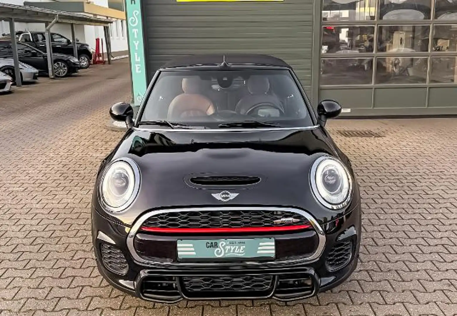 MINI John Cooper Works Cabrio NAVI PDC SHZ RFK Schwarz - 2