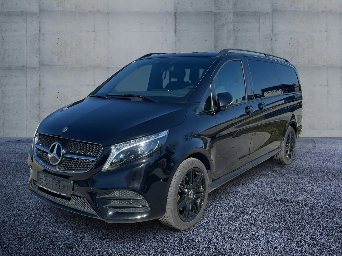 Mercedes-Benz V 300 d 4MATIC EXCLUSIVE Lang Night Pano SpurW Schwarz - 2