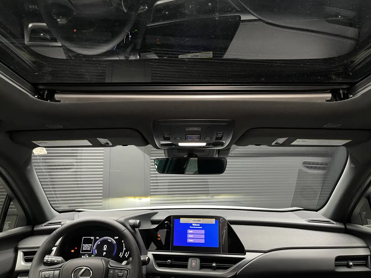 Lexus UX снимка Lexus UX