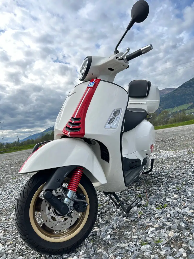 Vespa GTS Super 300 Vespa GTS 300 ABS mit Sportauspuff Fehér - 1