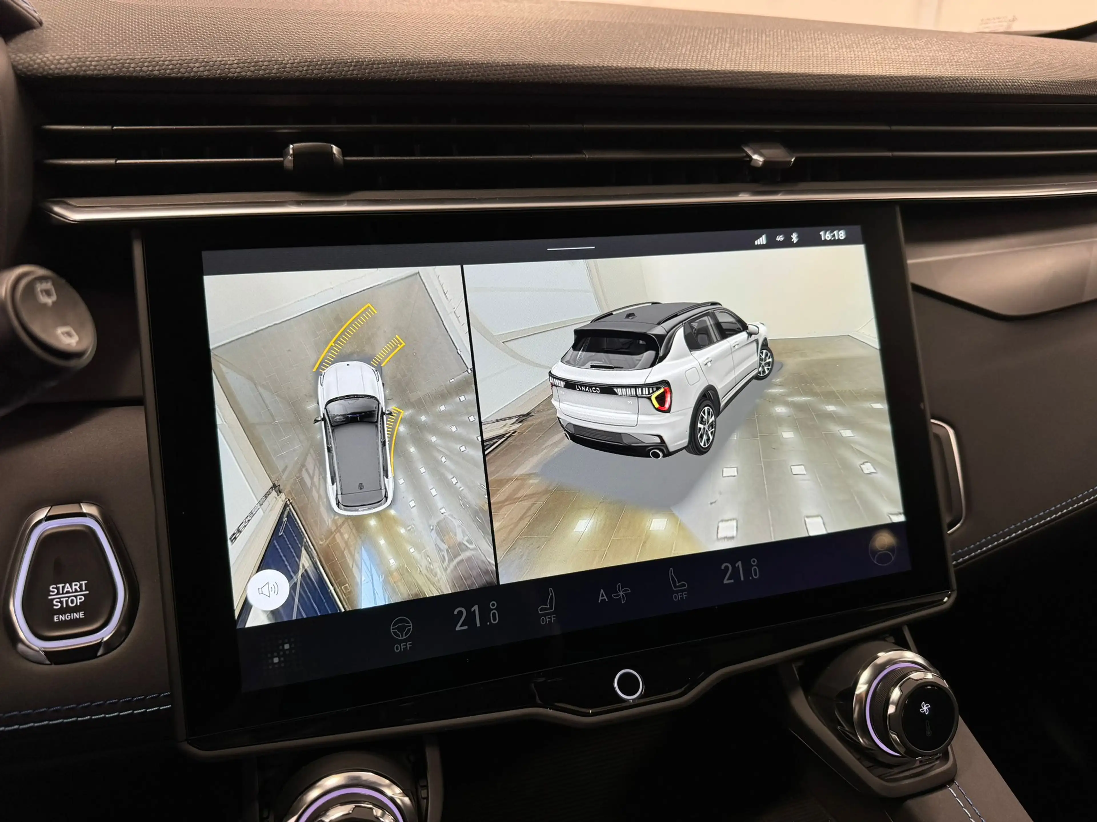 Lynk & Co 01 1.5 | 360 Camera | Stuur+Stoelverwarming | Panoram — photo 32