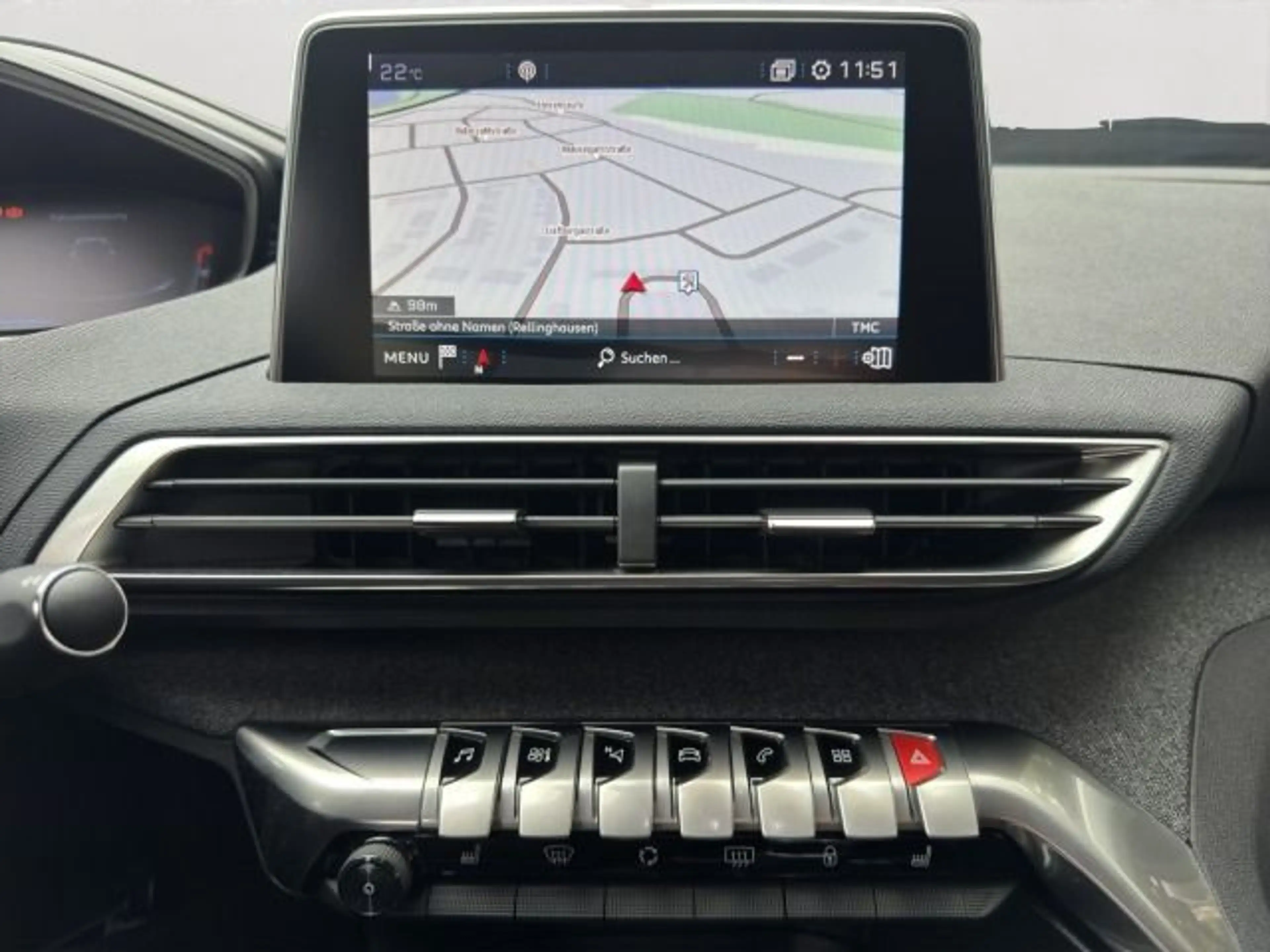 Peugeot 5008 1.5 130 CROSSWAY *7-SITZ*LED*MASS-SITZ*AHK* — photo 12