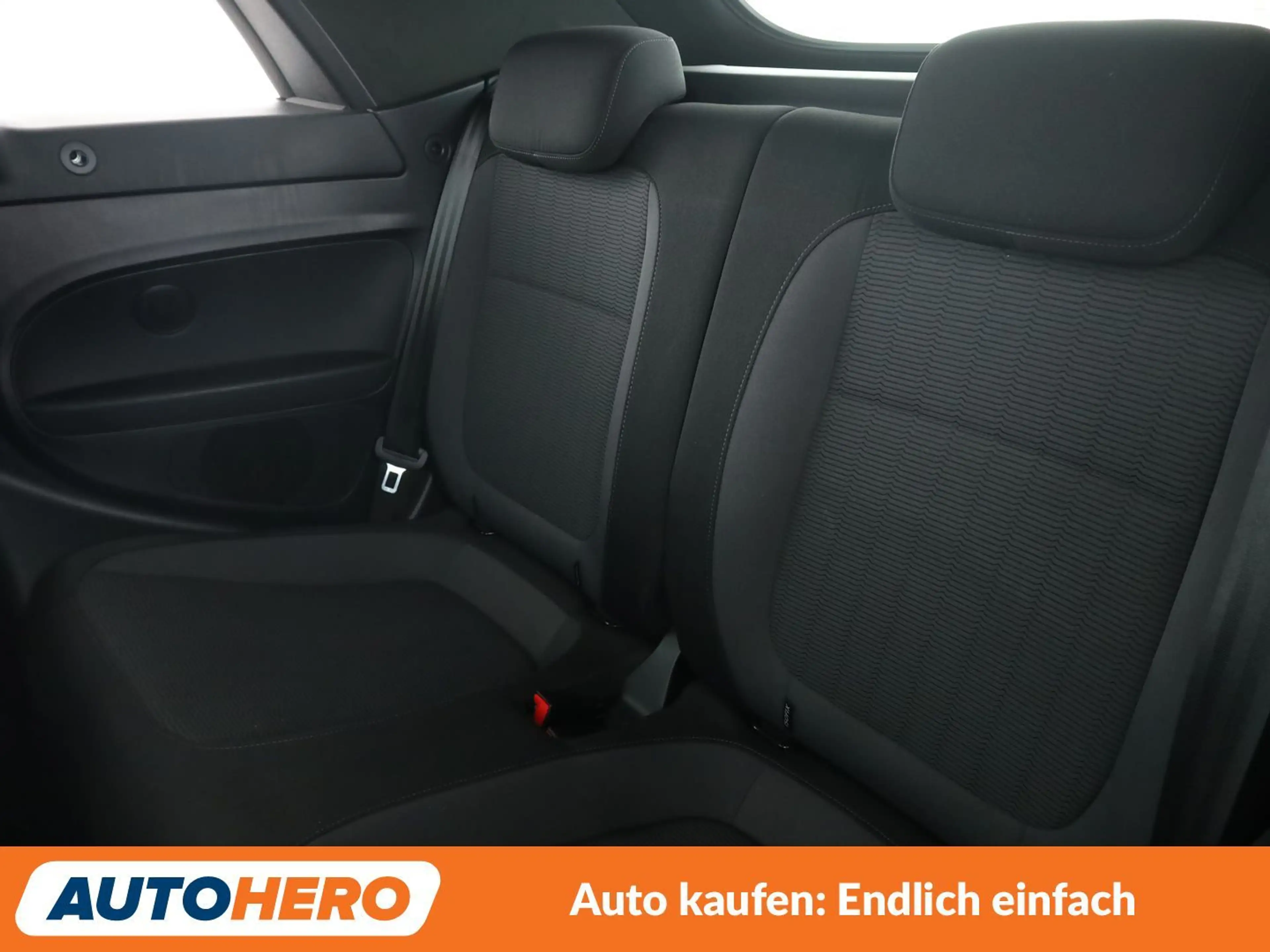Volkswagen Beetle 1.2 TSI BMT*TEMPO*PDC*SHZ* — photo 14