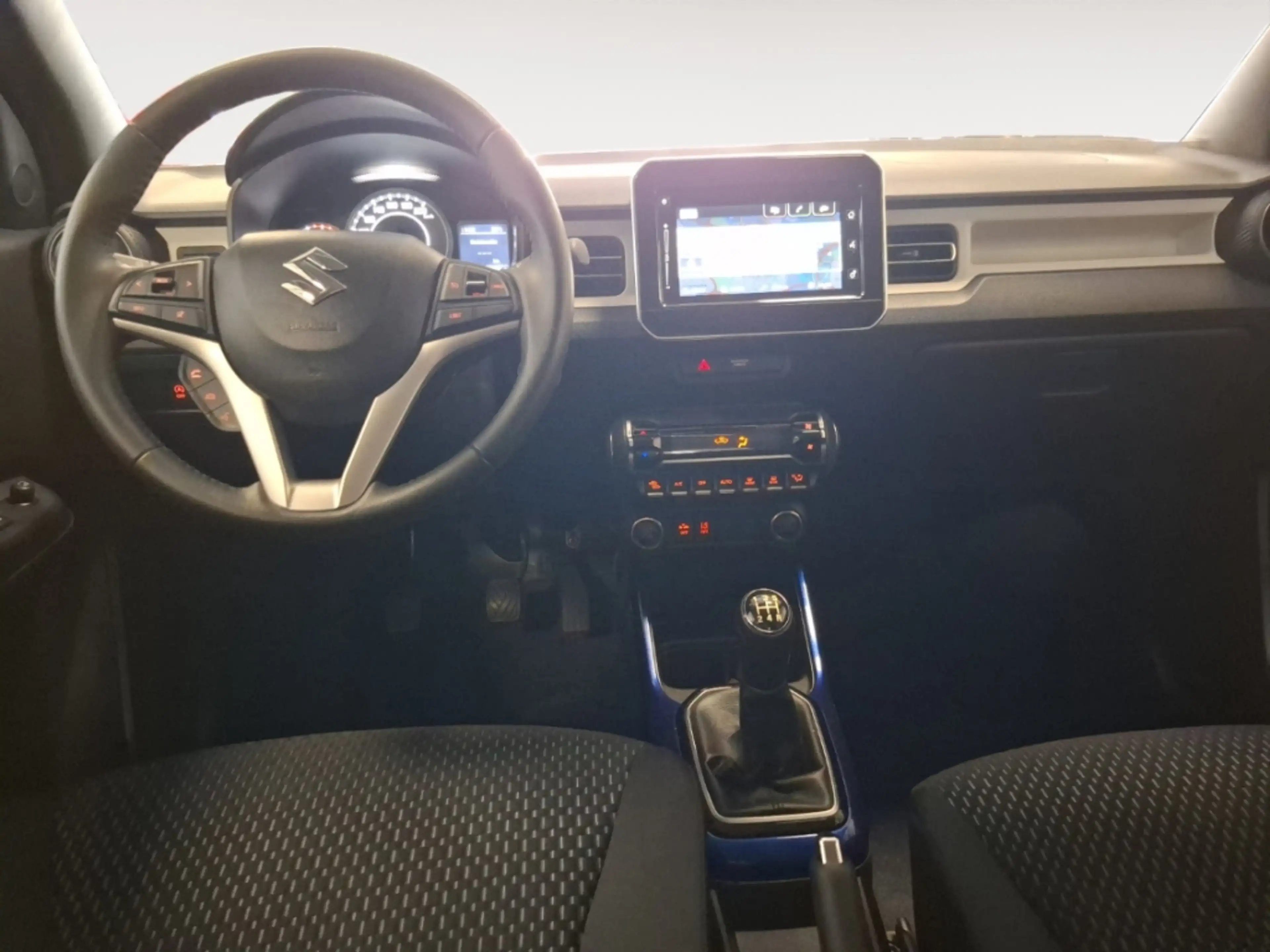 Suzuki Ignis Comfort NAV KAMERA SITZ.HZG  APPLE/ANDROID ALU BLU — photo 13