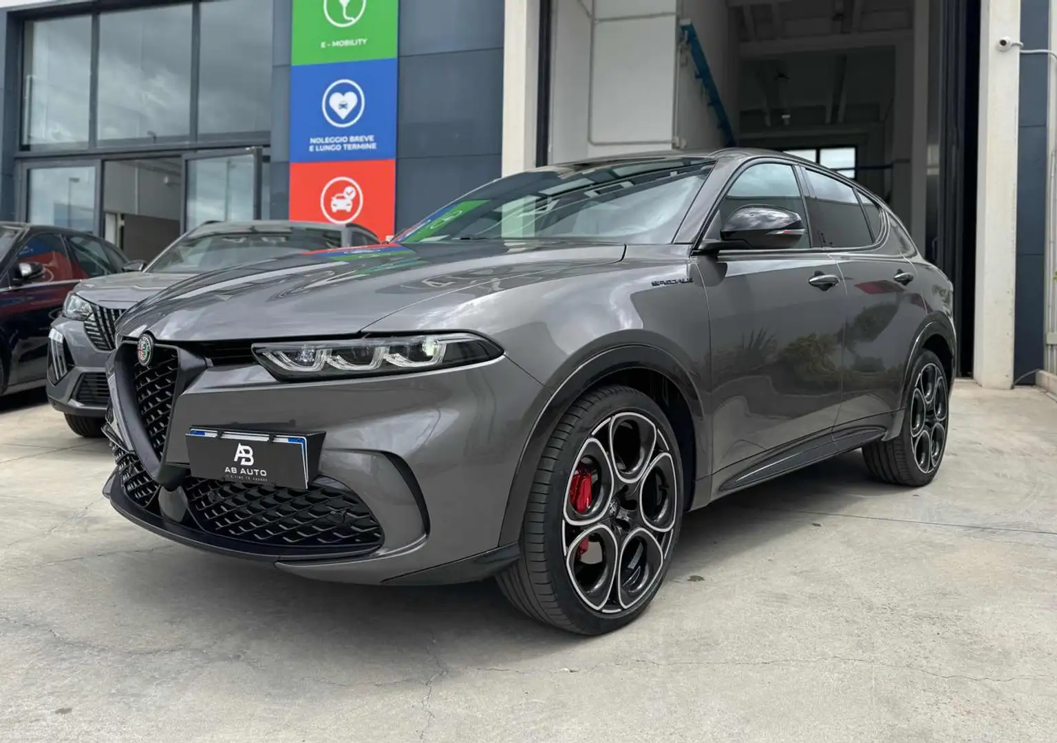 Alfa Romeo Tonale 1.5 160 CV MHEV TCT7 Edizione Speciale Grigio - 1