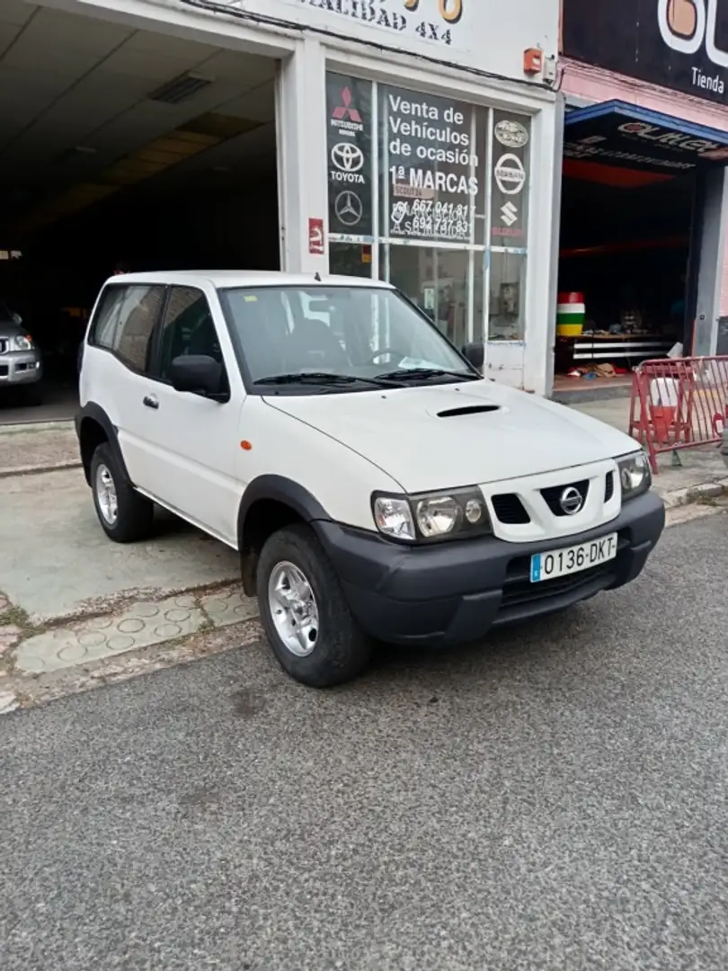 Nissan Terrano 2.7TDI Comfort Plus Blanco - 1