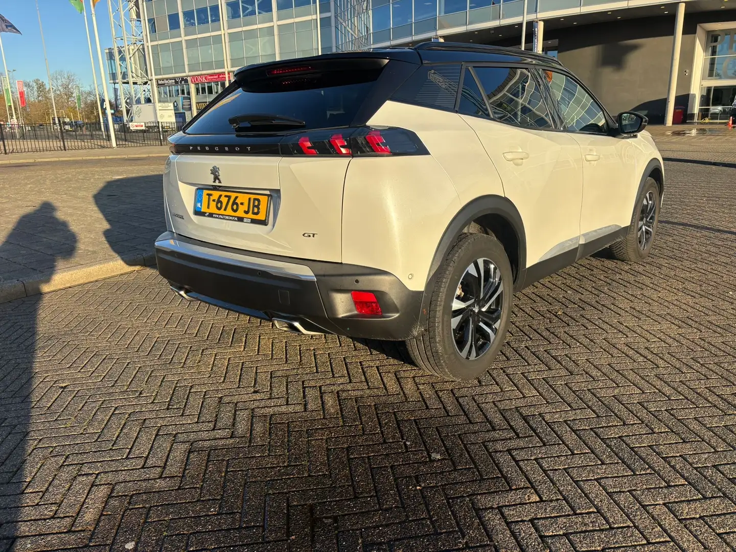 Peugeot 2008 2008 1.2 PureTech GT Pack Wit - 1