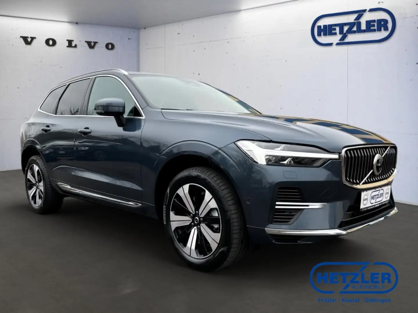 Volvo XC60 Plus Bright Recharge Plug-In Hybrid AWD T8 Twin En Blau - 2