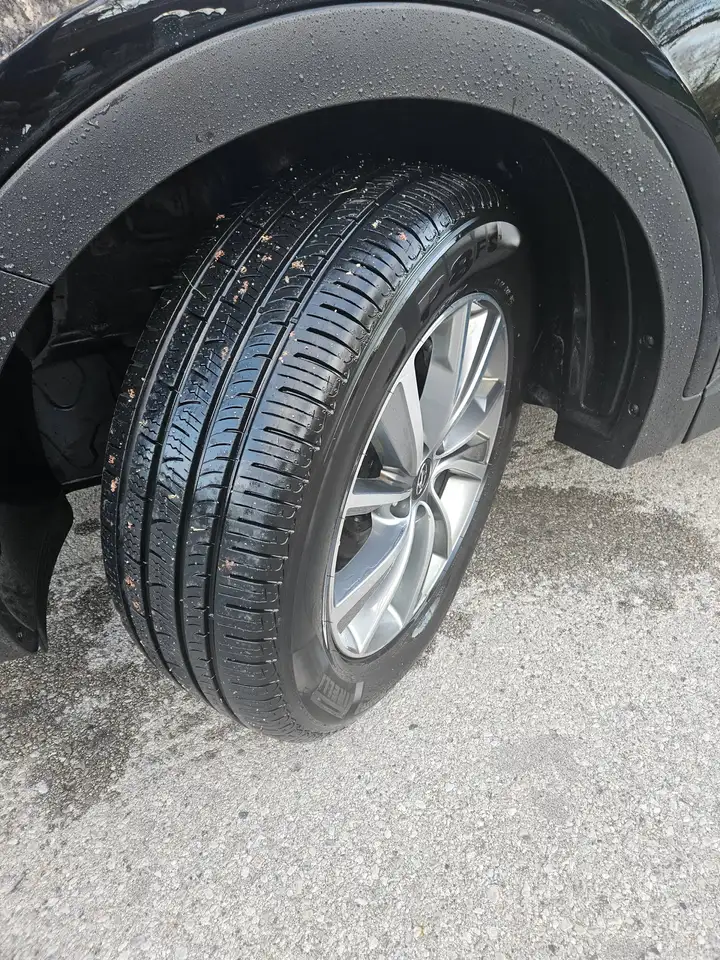 Hyundai SANTA FE снимка Hyundai SANTA FE