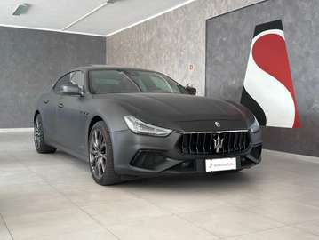 3.0 V6 ds Granlusso 250cv auto my19
