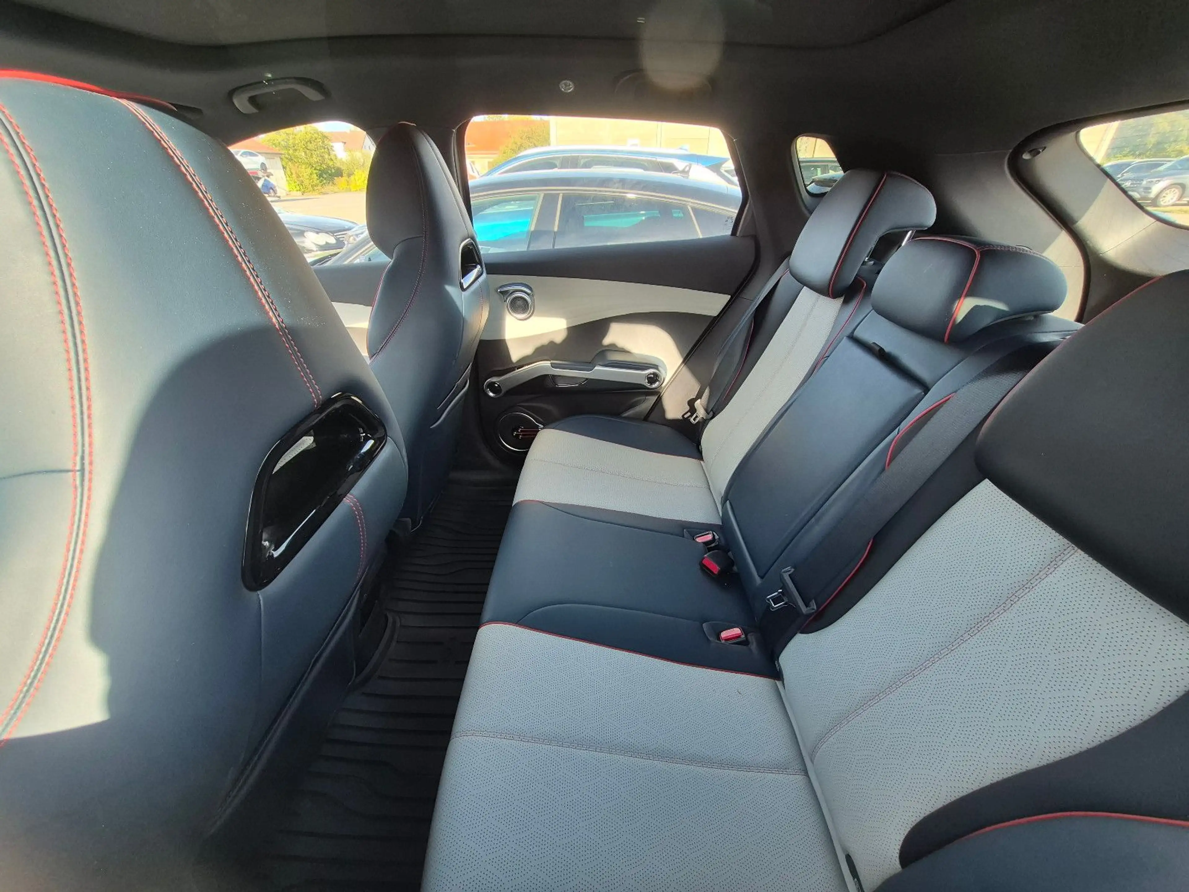 BYD Atto 3 Design 150 kW Wärmepumpe Panorama LED — photo 9
