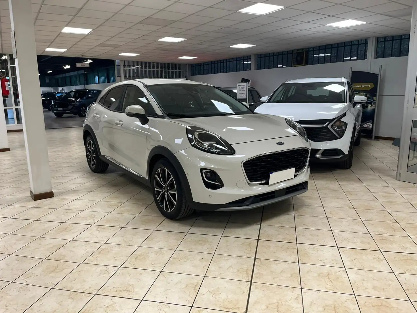 Ford Puma Puma II 2020 1.0 ecoboost h Titanium s Bianco - 1