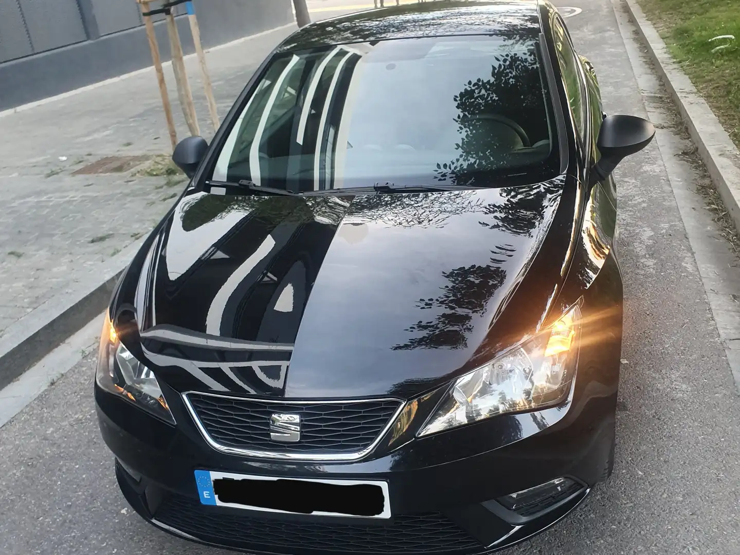 SEAT Ibiza Ibiza SC 1.4TDI CR Eco. S Negro - 2