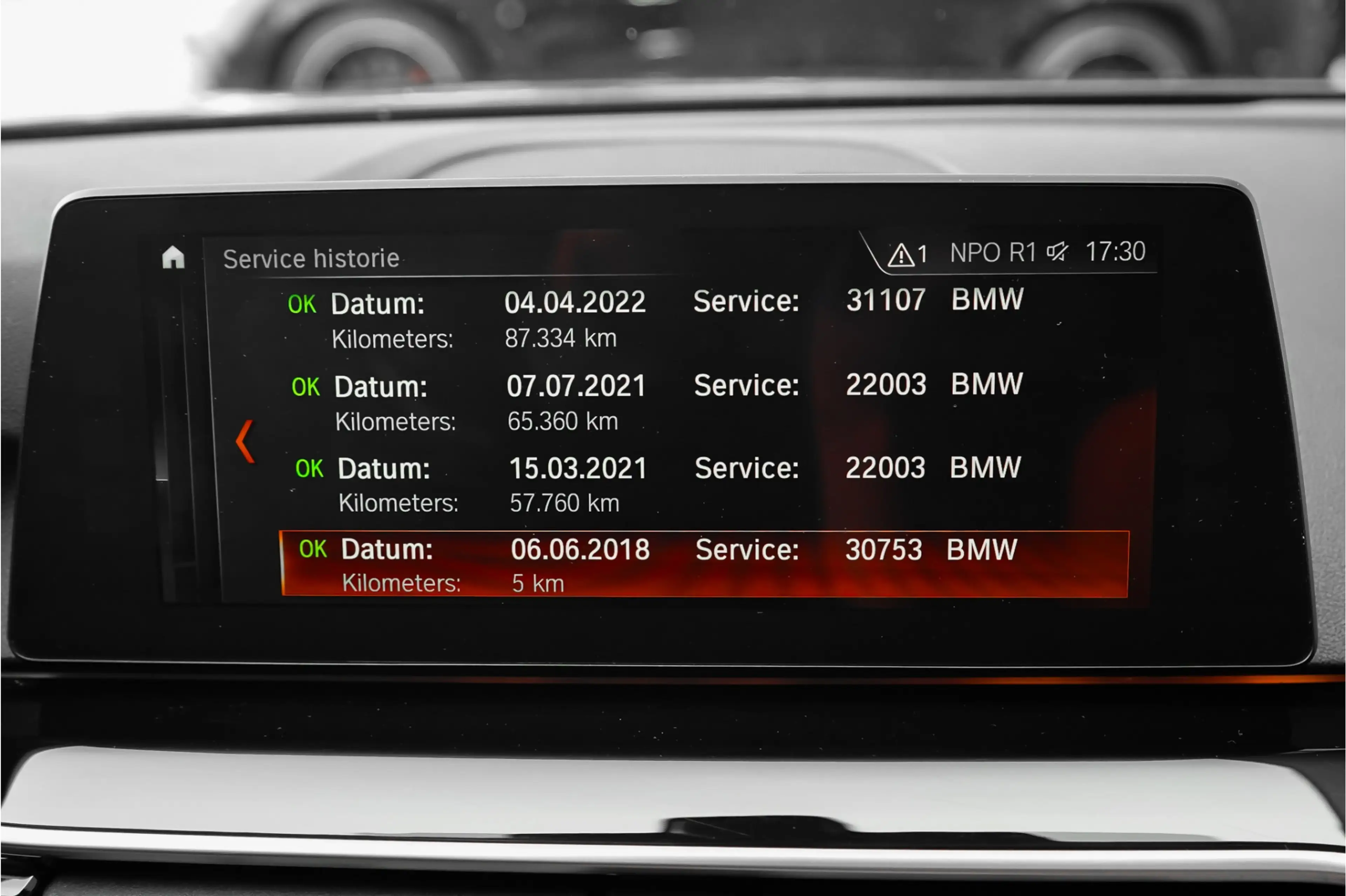 BMW 530 5-serie Touring 530i High Executive Luxury Pano Ca — photo 31