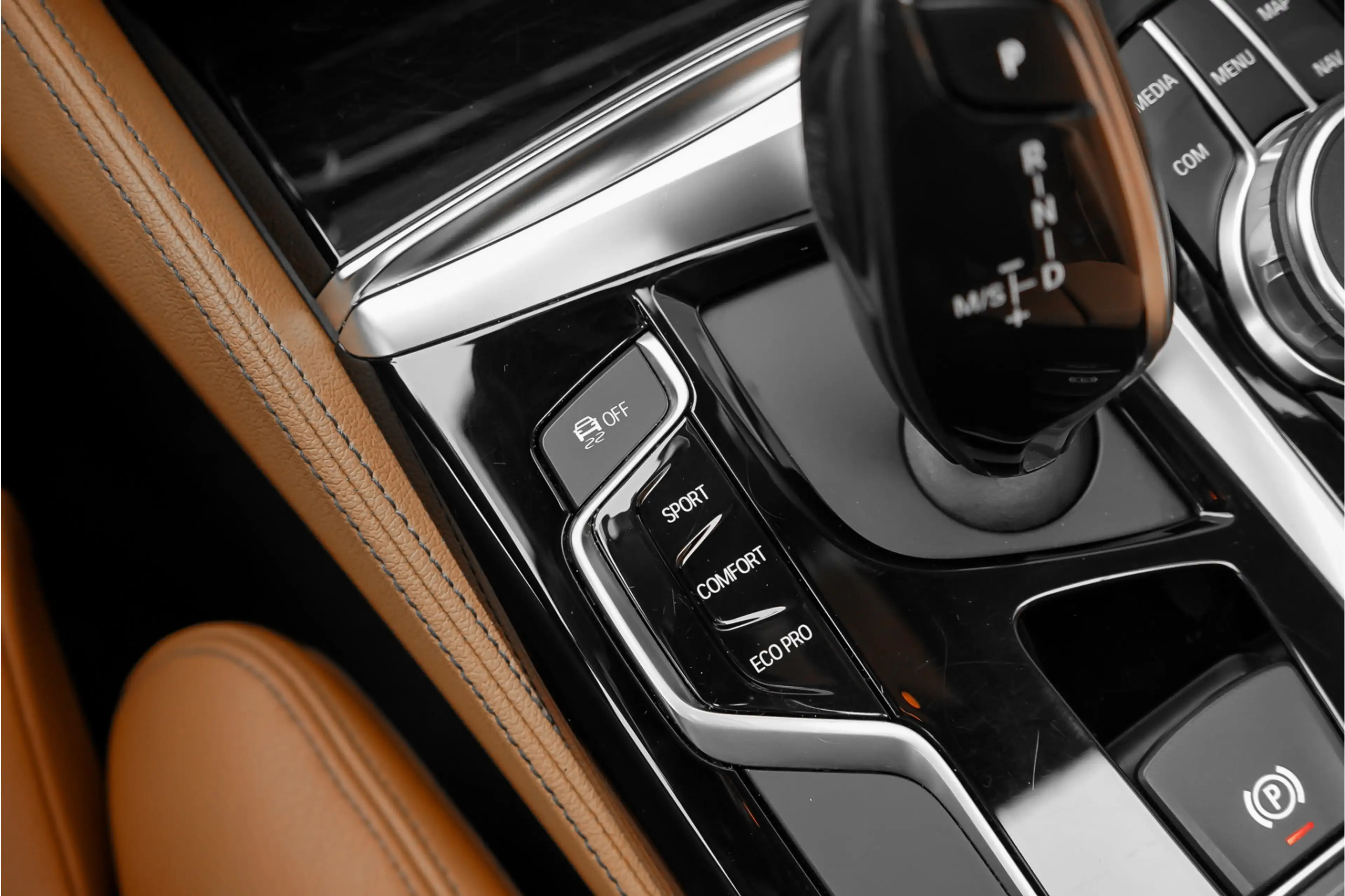 BMW 530 5-serie Touring 530i High Executive Luxury Pano Ca — photo 38