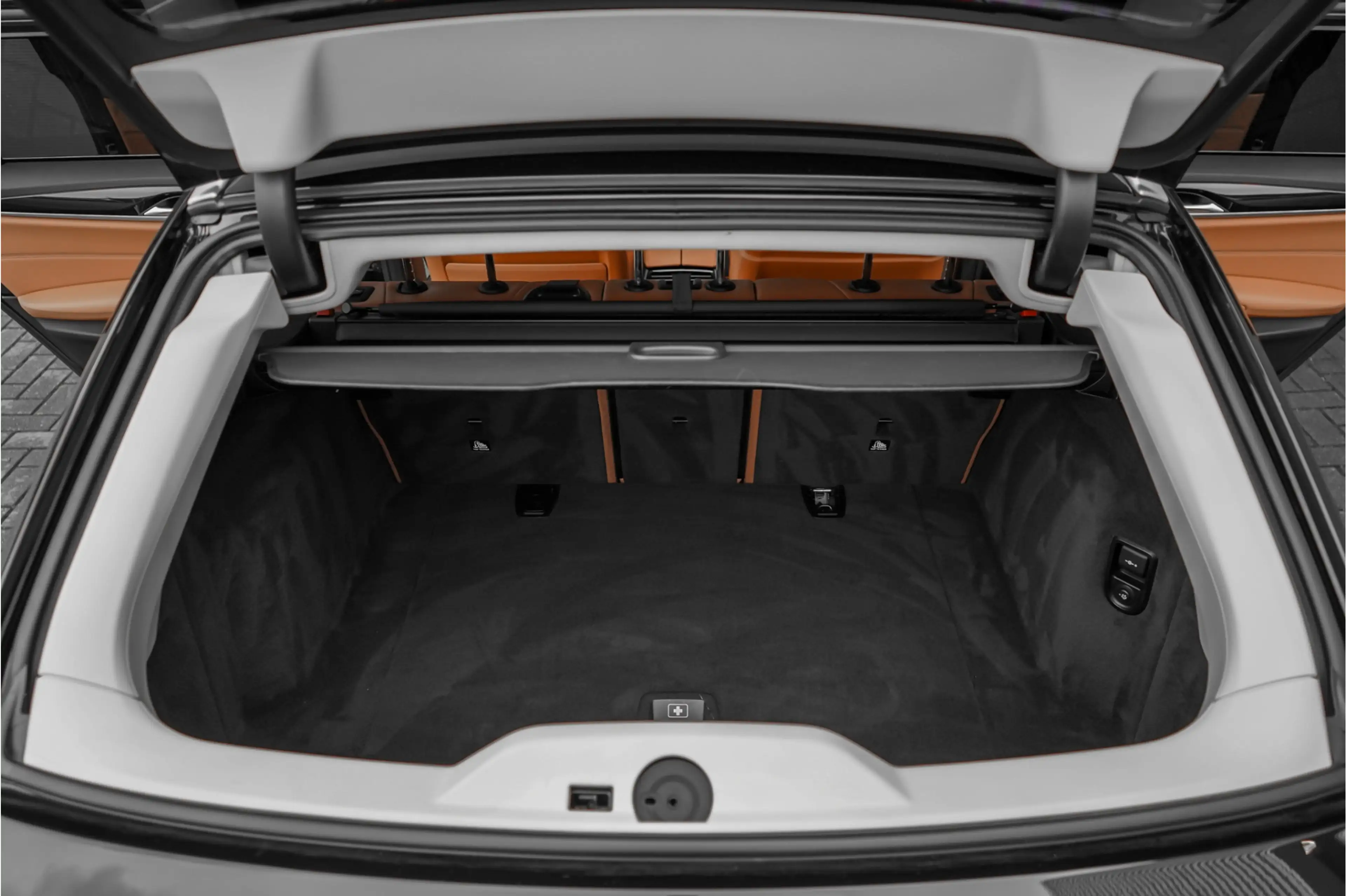 BMW 530 5-serie Touring 530i High Executive Luxury Pano Ca — photo 7