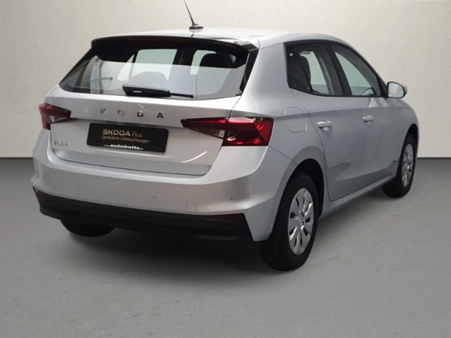 Skoda Fabia Essence 1.0 Klima LED SmartLink Bluetooth Silber - 2