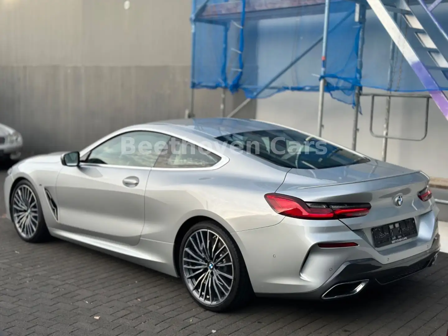 BMW M850 iA Coupe|LASER|HuD|Softcl.|KAM|INDIVIDUAL| Argent - 2