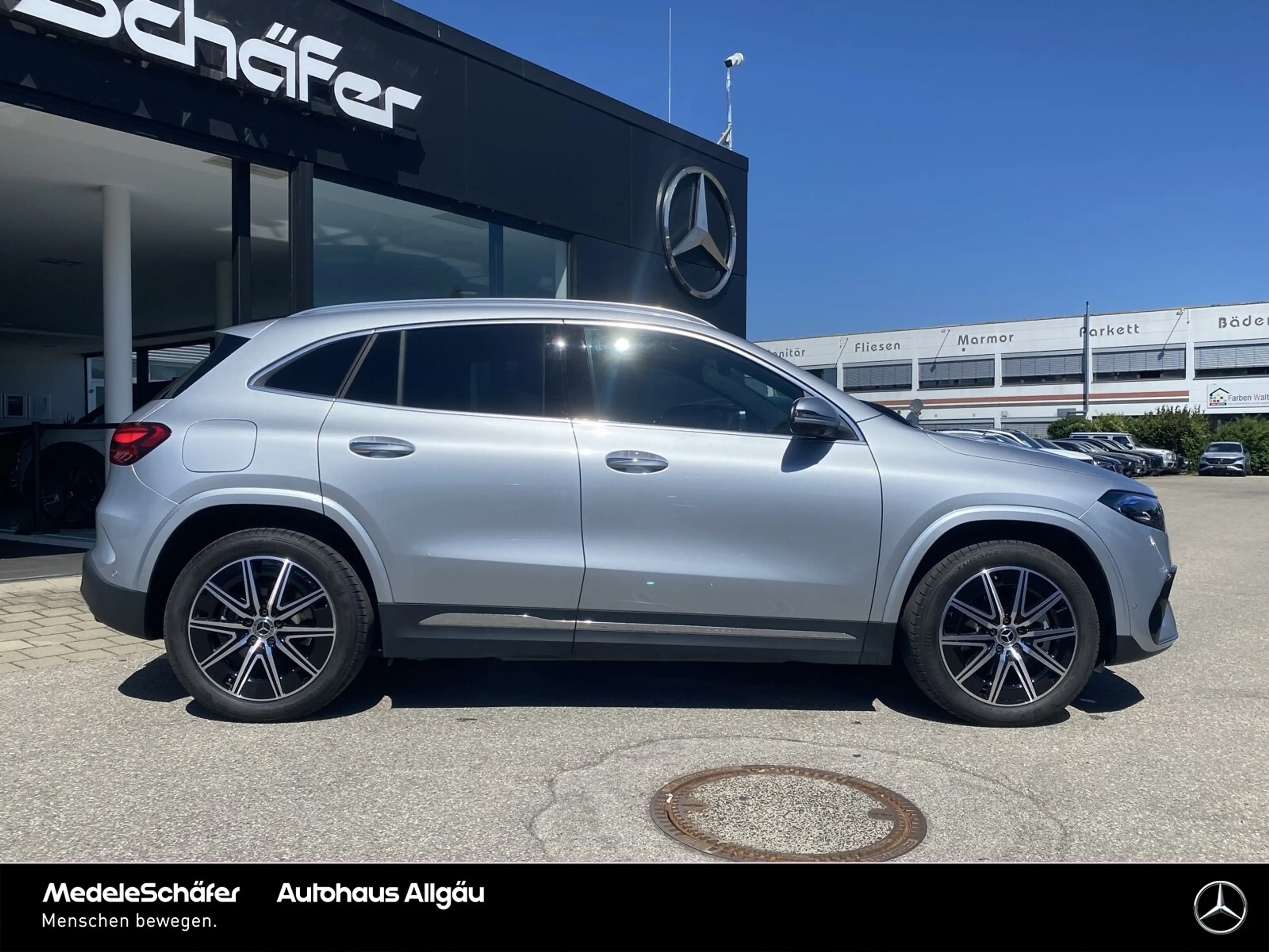 Mercedes-Benz EQA 350 EQA 350 4M AMG 19" Distronic 360°Kam KeylGO LED — photo 7