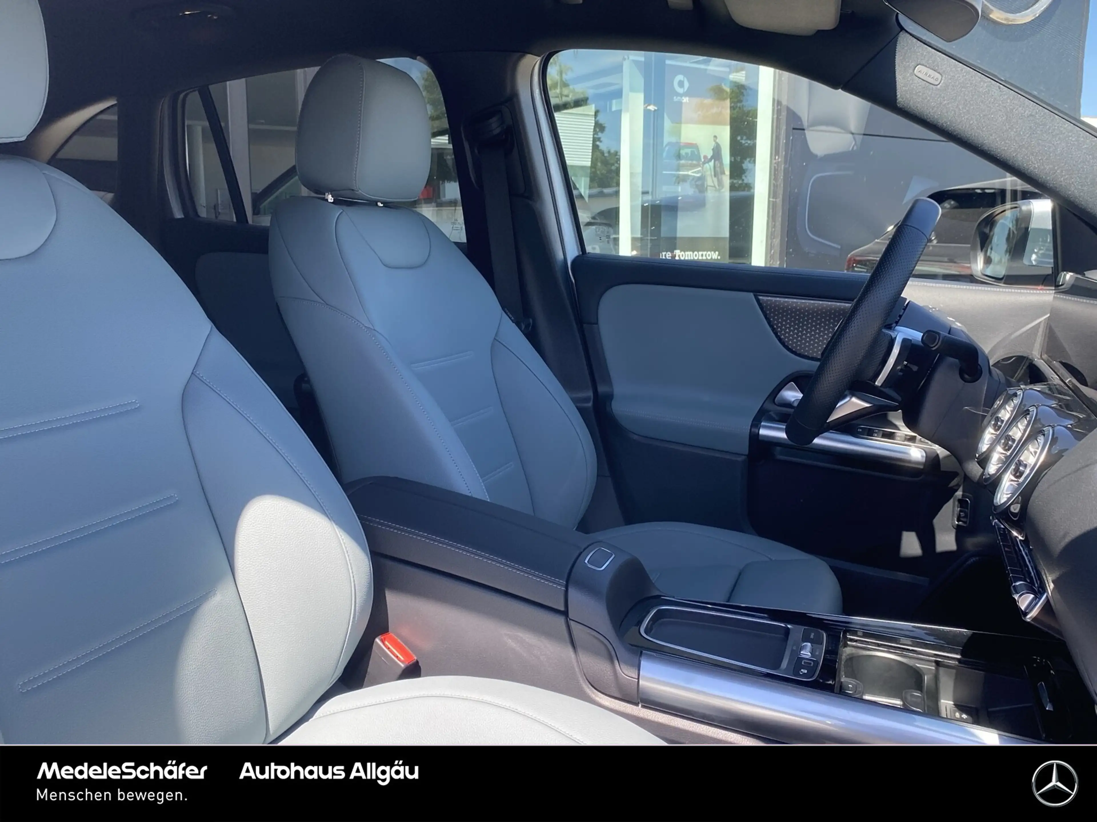Mercedes-Benz EQA 350 EQA 350 4M AMG 19" Distronic 360°Kam KeylGO LED — photo 14