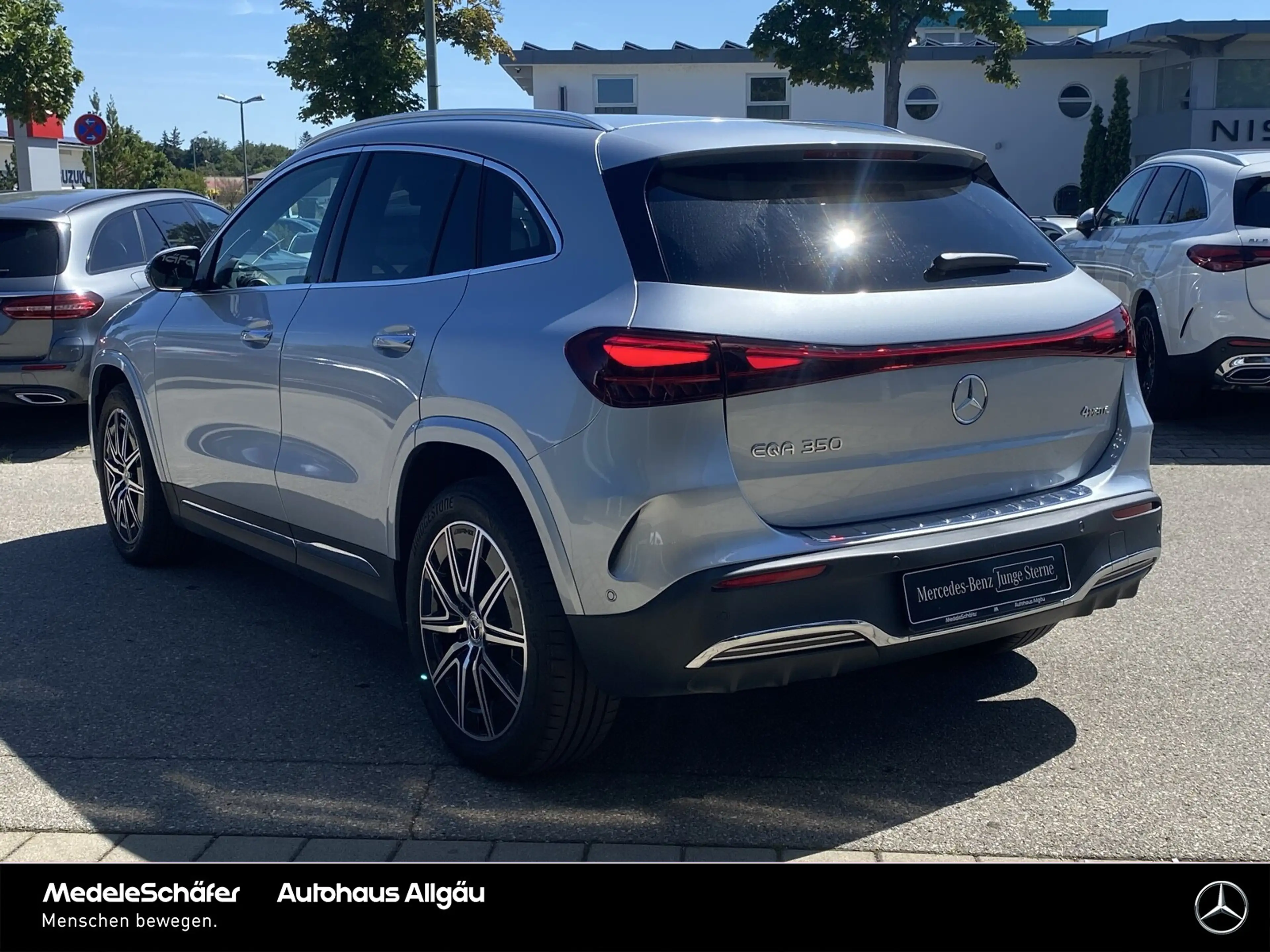Mercedes-Benz EQA 350 EQA 350 4M AMG 19" Distronic 360°Kam KeylGO LED — photo 4