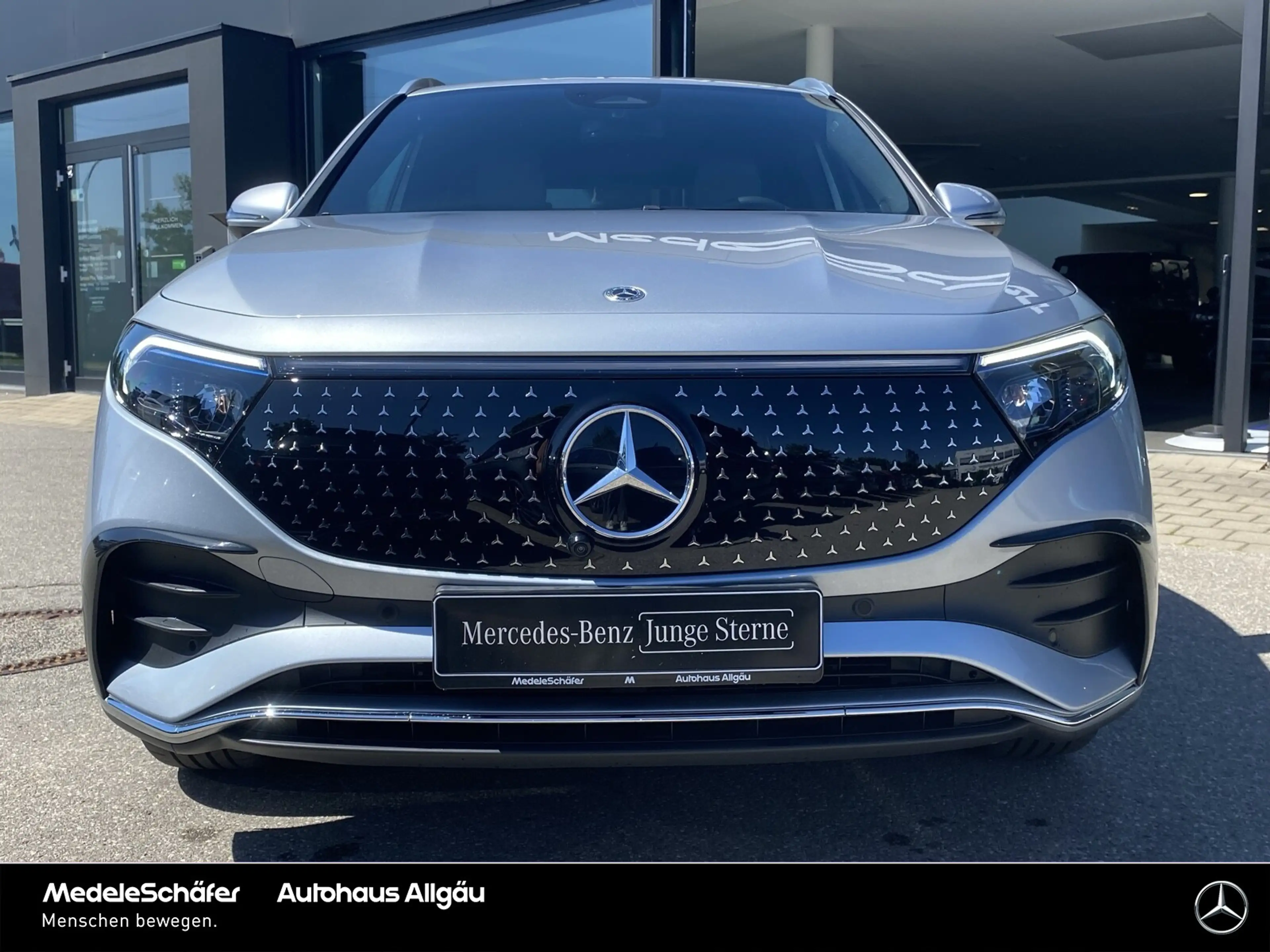Mercedes-Benz EQA 350 EQA 350 4M AMG 19" Distronic 360°Kam KeylGO LED — photo 8