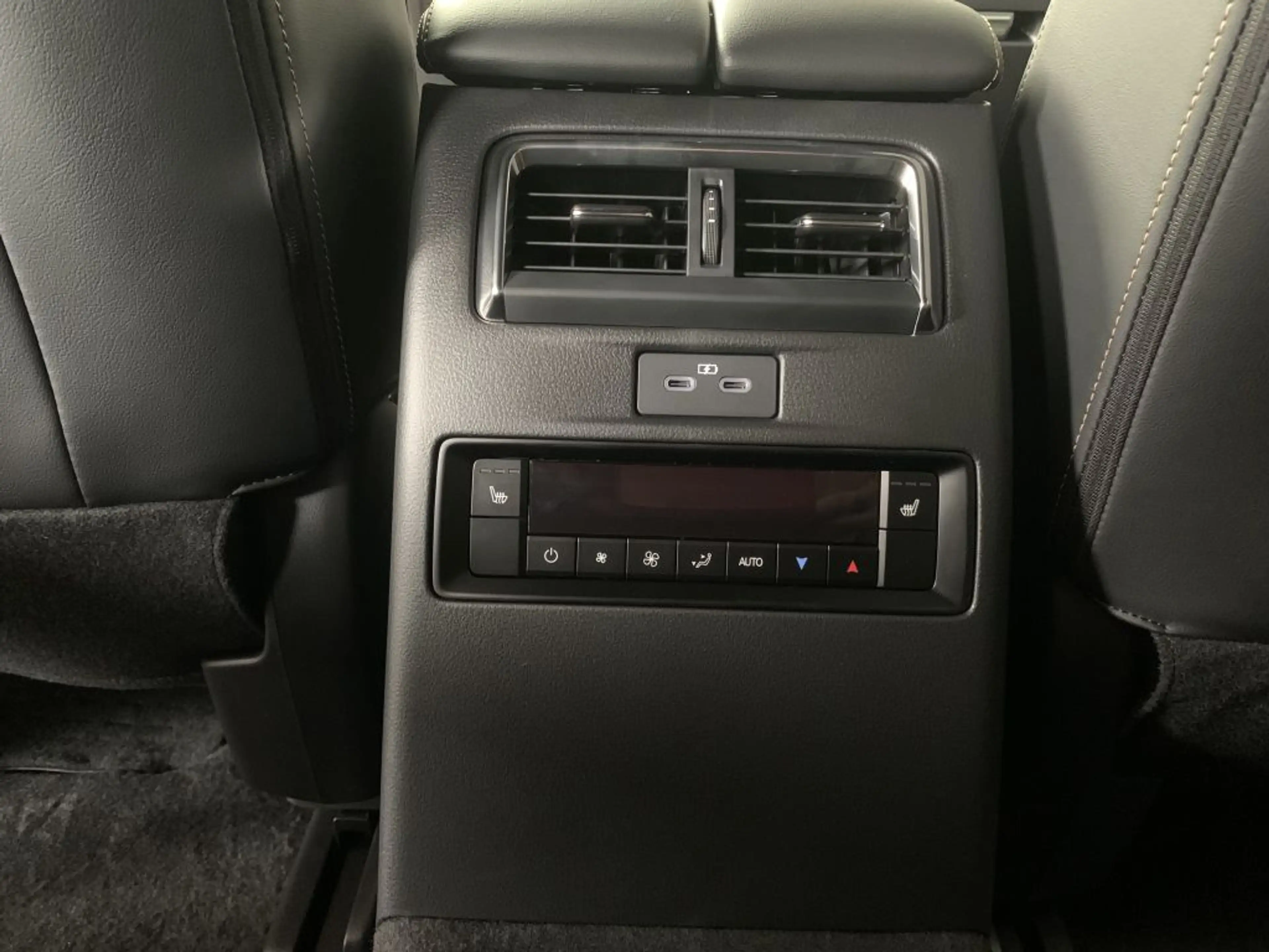 Mazda CX-80 AWD PHEV Aut. HOMURA PLUS — photo 11