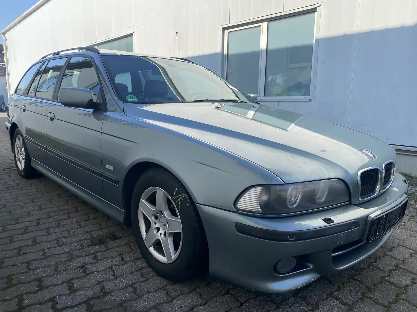BMW 525 BMW 525d touring E39 Edition Sport Paket/Leder/GSD Grün - 2