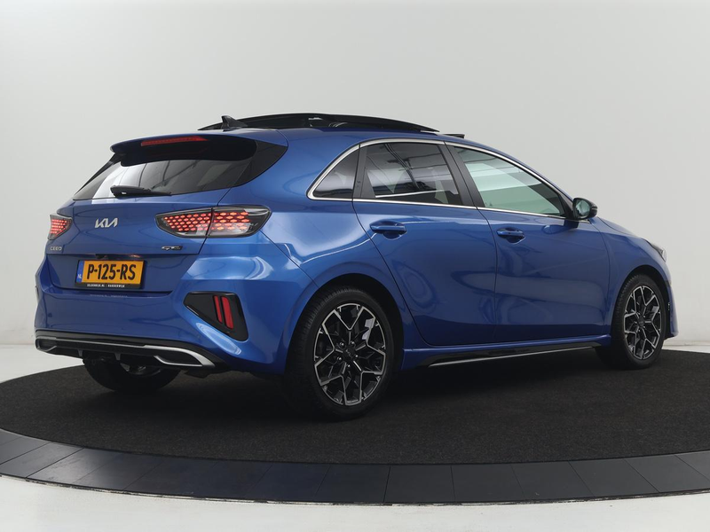 Kia Ceed / cee'd 1.5 T-GDi GT-Line | Panoramadak | Trekhaak | Stuur — photo 39