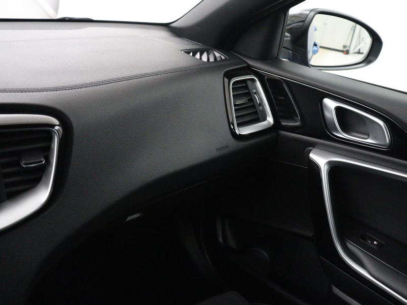 Kia Ceed / cee'd 1.5 T-GDi GT-Line | Panoramadak | Trekhaak | Stuur — photo 26