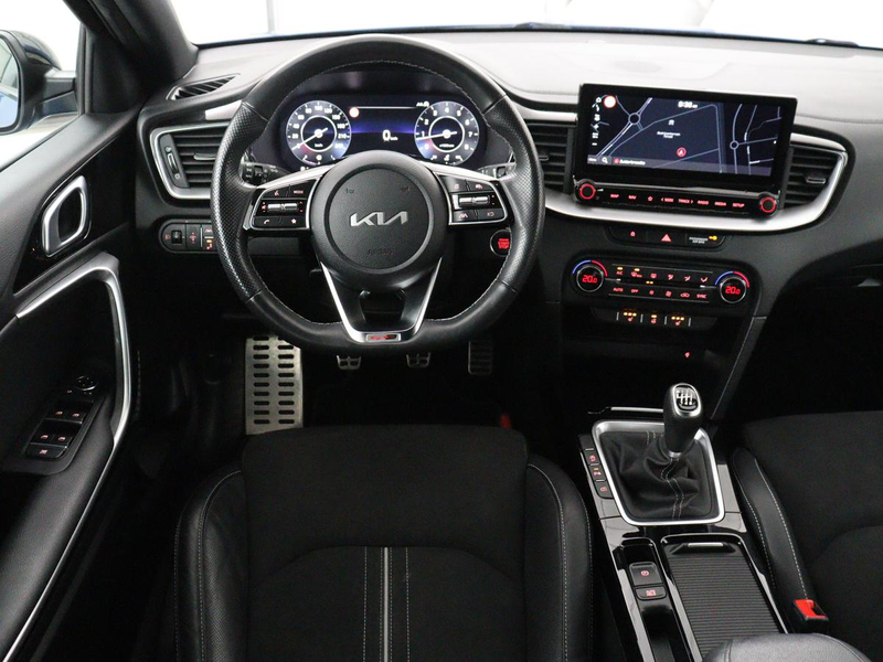 Kia Ceed / cee'd 1.5 T-GDi GT-Line | Panoramadak | Trekhaak | Stuur — photo 3