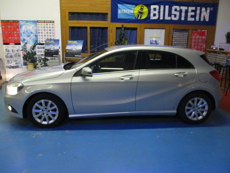 Mercedes-Benz A 180 (BlueEFFICIENCY)Original 53.000 km Top Zustand — photo 13