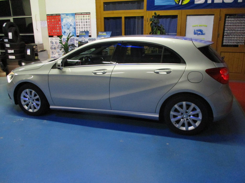 Mercedes-Benz A 180 (BlueEFFICIENCY)Original 53.000 km Top Zustand — photo 14