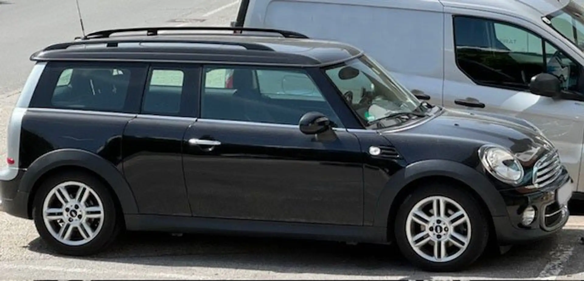 MINI Cooper D Clubman MINI Clubman COOPER D COOPER mit Panoramafenster Schwarz - 1