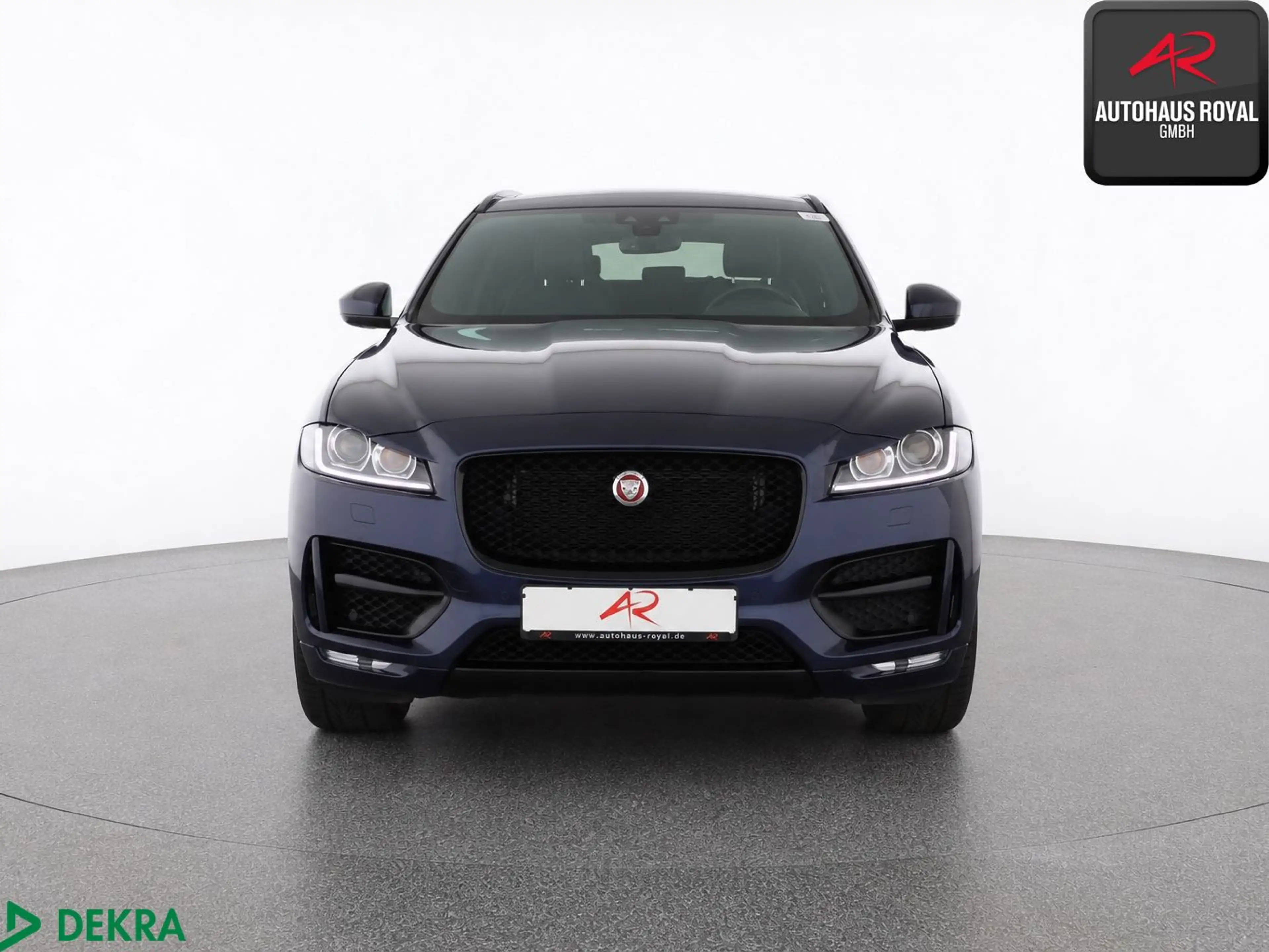 Jaguar F-Pace F-Pace 25t AWD R SPORT PANO,DIG.TACHO,ACC,KAMERA — photo 8
