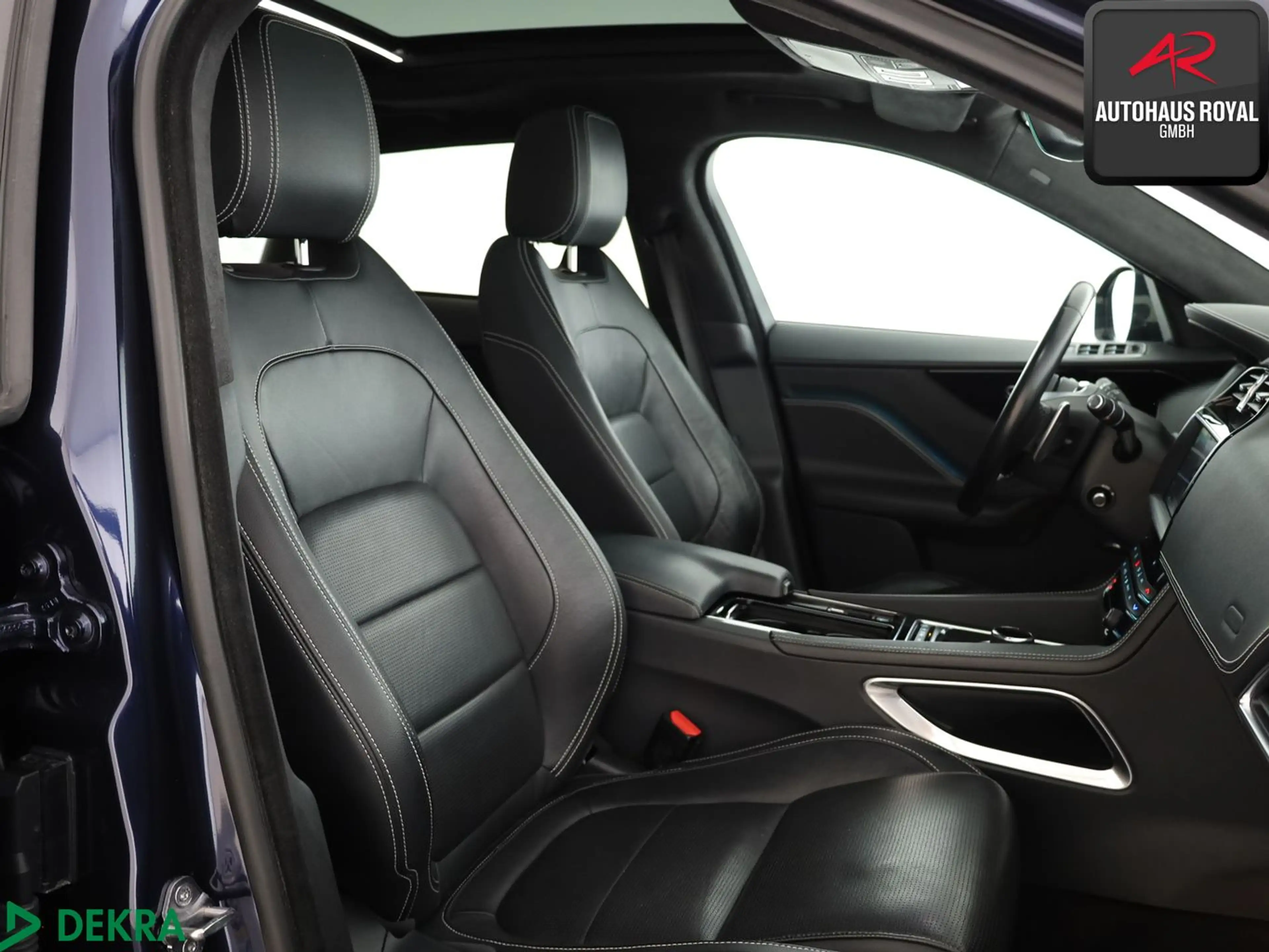Jaguar F-Pace F-Pace 25t AWD R SPORT PANO,DIG.TACHO,ACC,KAMERA — photo 12