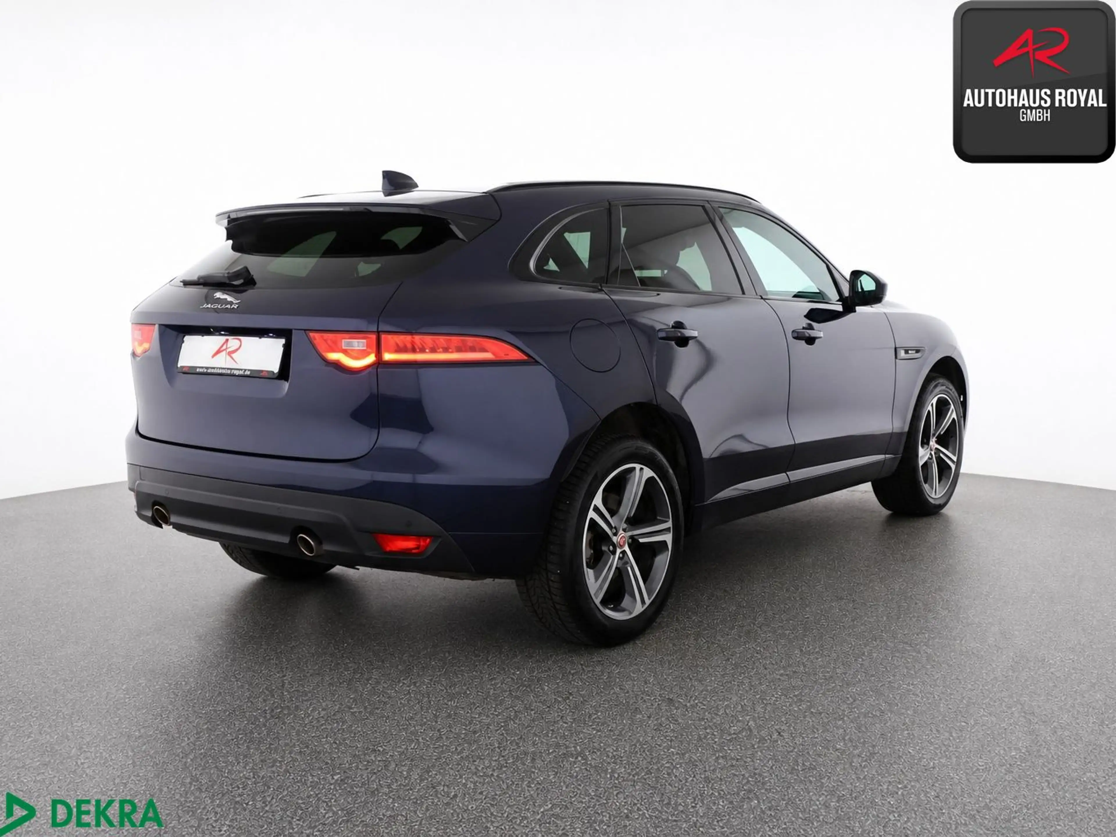 Jaguar F-Pace F-Pace 25t AWD R SPORT PANO,DIG.TACHO,ACC,KAMERA — photo 5