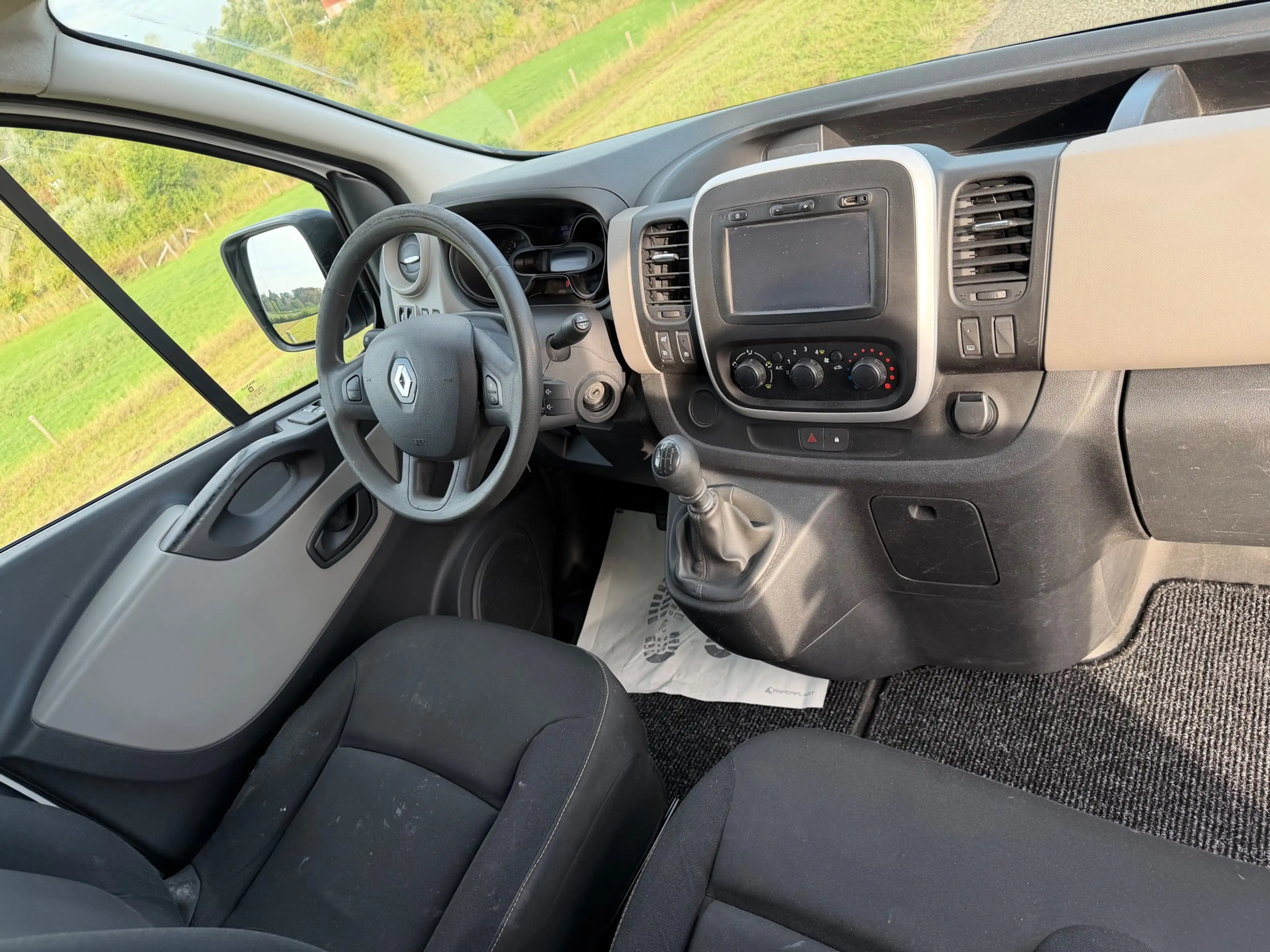 Renault Trafic 1.6 dCi T29 L1H1 Comfort Energy — photo 15